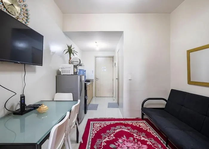 Affordable Condotel Near Airport * Manila
